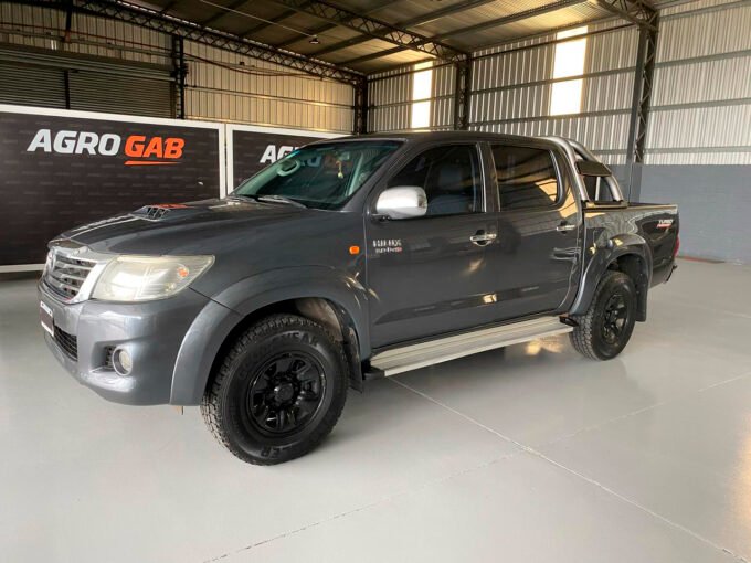 Camioneta Toyota Hilux SR - Año 2013 - Usada.