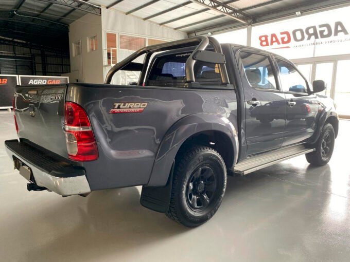 Camioneta Toyota Hilux SR - Año 2013 - Usada.