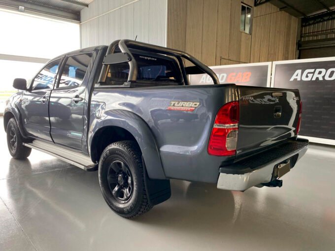 Camioneta Toyota Hilux SR - Año 2013 - Usada.