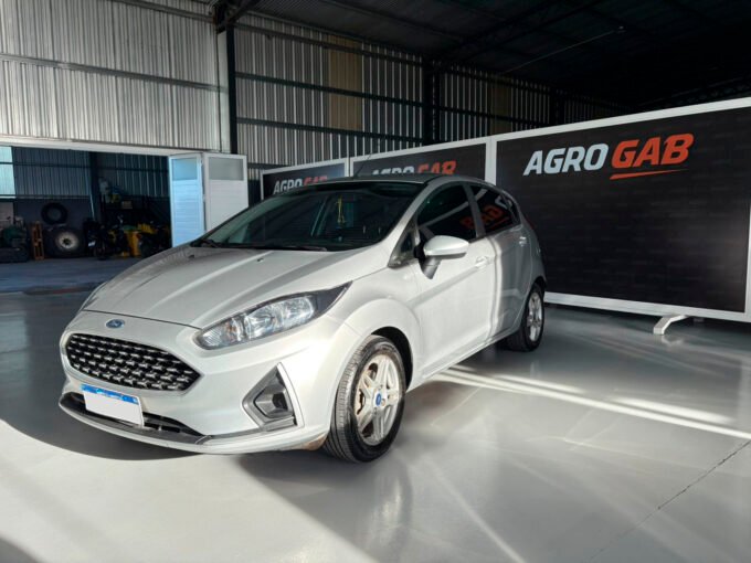 Auto Ford Fiesta S Plus - Año 2019 - Usado.