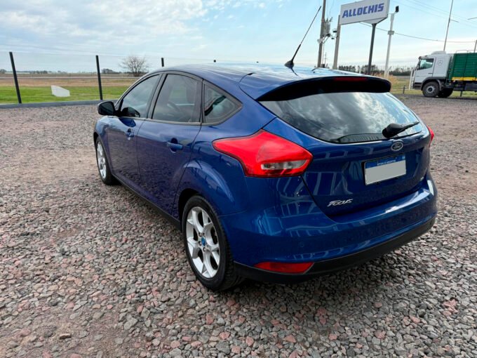 Auto Ford Focus Se Plus - Año 2016 - Usado.