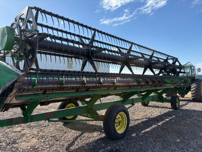 Cosechadora John Deere 1550 25 Pies - Año 2004 - Usada.