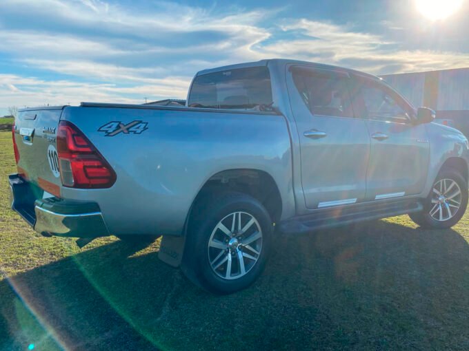 Camioneta Toyota Hilux SRX - Año 2016 - Usada.